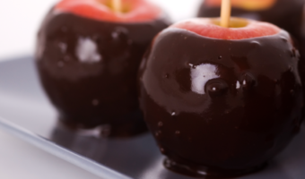 Halloween chocolate apple recipes
