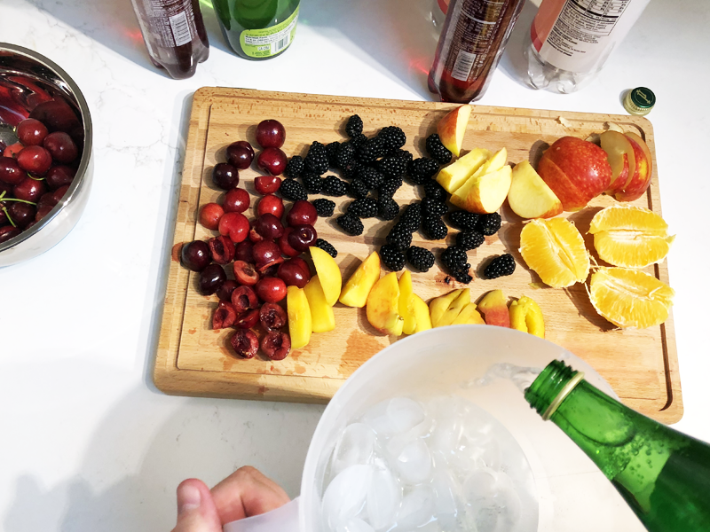 Add sparkling water to low-sugar sangria