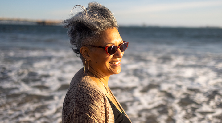 Learn how to avoid eye damage from the sun. Check out these tips to protect yourself and your family’s vision now and as you age. 