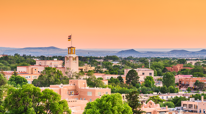 Photo of the New Mexico Skyline.