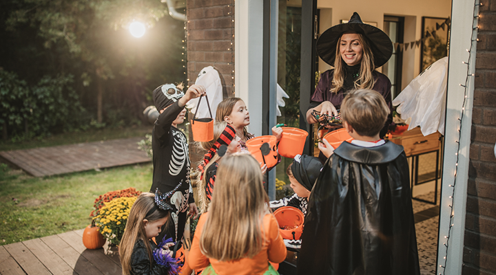 What to Eat on Halloween | Trick-or-Treating Tips for Parents